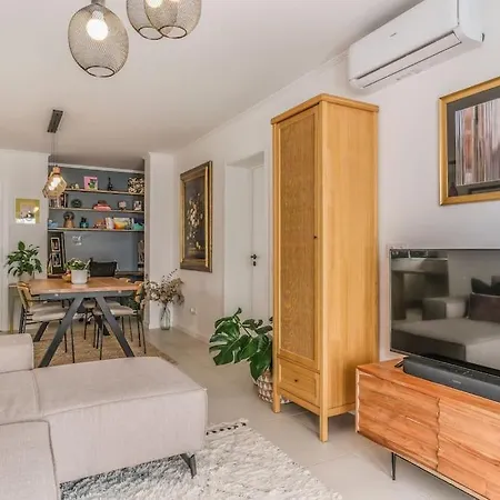 Casa Nova- Quiet Gem In The Heart Of Old Town Λάγος